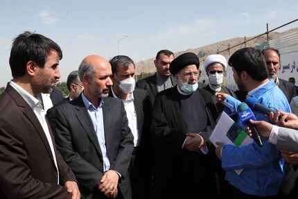 بازدید رئیس جمهور از پتروشیمی خراسان 