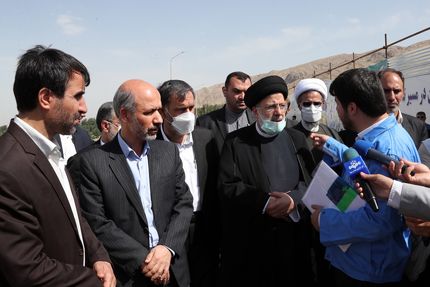 بازدید رئیس جمهور از پتروشیمی خراسان 