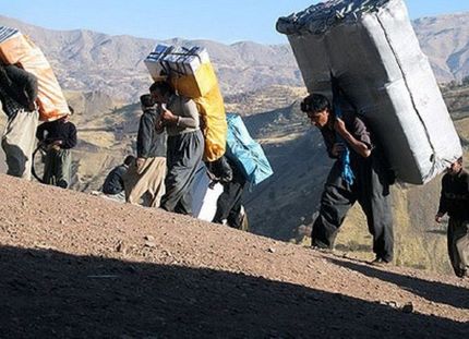 نصف کولبران مدرک تحصیلی بالاتر از لیسانس دارند