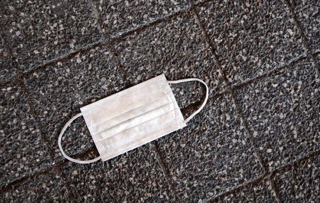 ورود ۲۵ هزار تن زباله کرونایی به اقیانوس‌ها در دوران همه گیری کووید-۱۹