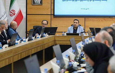 عصارزاده: بانک‌ها در خط مقدم جنگ اقتصادی، مسئول پشتیبانی از تولید و معیشت مردم هستند
