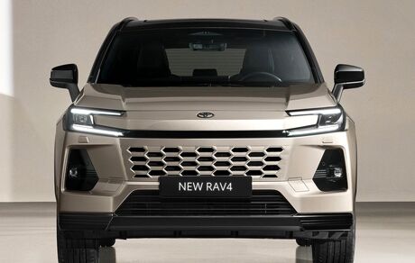 رونمایی تویوتا از نسل جدید RAV4 