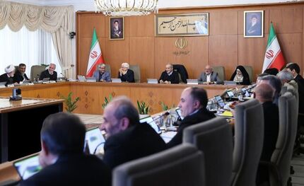 رئیس جمهور، بانک مرکزی را موظف به همکاری با وزارت نیرو برای تامین منابع مالی توسعه انرژی تجدیدپذیر کرد