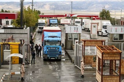 تردد بیش از ۱۴۵ هزار دستگاه کامیون در مرز بازرگان ثبت شد