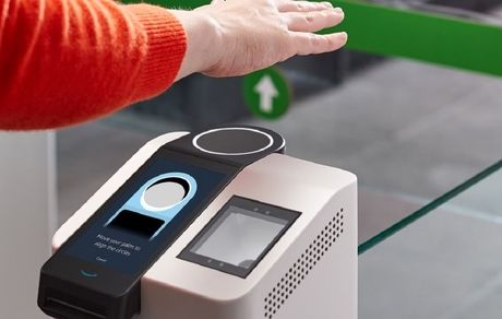 پرداخت پول تنها با کف دست!