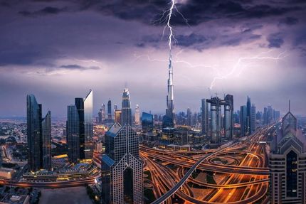 امارات با پهپاد، آب و هوا را کنترل می‌کند