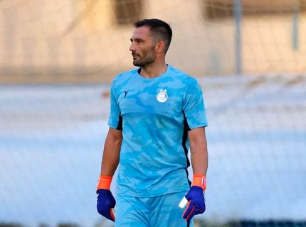 دروازه‌بان استقلال محروم شد