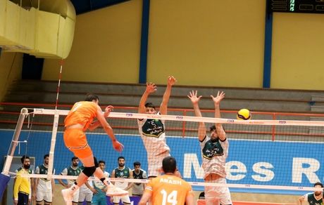 لیگ برتر والیبال: فولاد سیرجان قهرمان نیم فصل شد، شهرداری ارومیه شگفتی‌ساز هفته دوازدهم