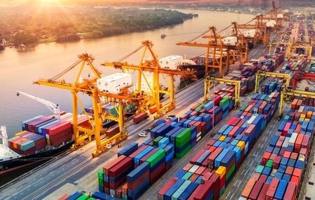 عبور صادرات غیرنفتی کشورمان از ۵۳ میلیارد دلار