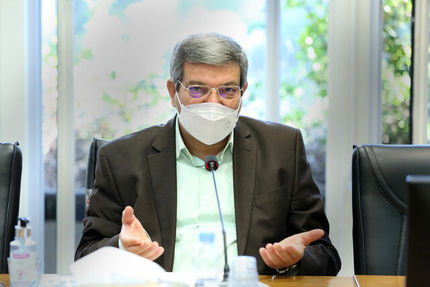 اجرای زبان اشاره در بیش از ۱۰۰۰ ساعت آموزش های مدرسه تلویزیونی