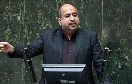 خضریان: احتمال کاهش ارزش پول ملی در سال آینده وجود دارد