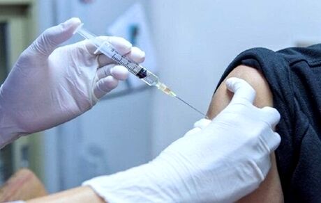 واکسیناسیون کرونای دانش آموزان اجباری نیست