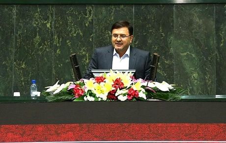 انتقاد نعمتی از پوشش اظهارات قالیباف توسط صداوسیما