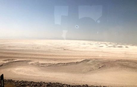 دریاچه ارومیه یا کویر ارومیه / عکس