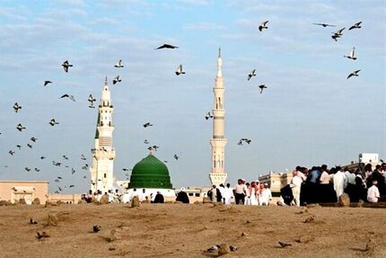 ورود نخستین گروه از زائران بیت الله الحرام حج تمتع ۱۴۰۳ به مکه در شامگاه امروز