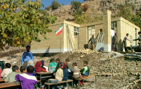 توزیع شیر در مدارس ۲۱ استان کشور آغاز شده است / همه مدارس به مربی پرورشی مجهز خواهندشد