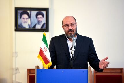 کمبودها و مشکلات کشور ناشی از ضعف برخی مسئولان است/باید برای مراحل سخت پیشرو آماده شویم
