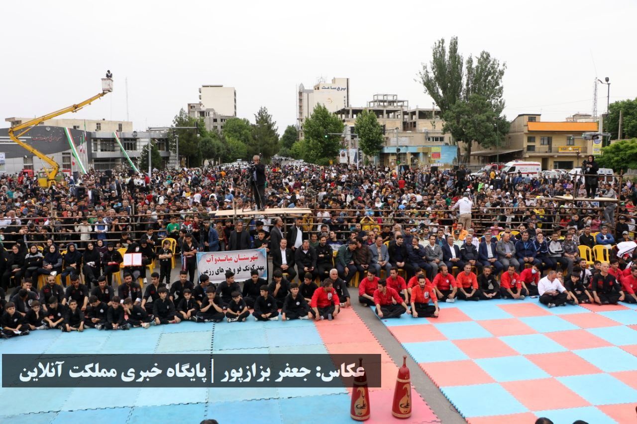 همایش پیاده‌روی خانوادگی و دوچرخه سواری در میاندوآب