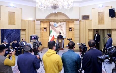 رئیسی از امضای ۲۰ سند همکاری میان مسئولان و مقامات عالی دو کشور در سفر به چین خبرداد