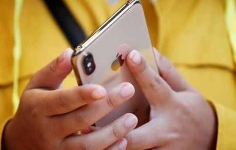فرانسه فروش آیفون ۱۲ را بدلیل تشعشعات بالا ممنوع کرد