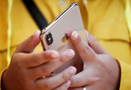 فرانسه فروش آیفون ۱۲ را بدلیل تشعشعات بالا ممنوع کرد