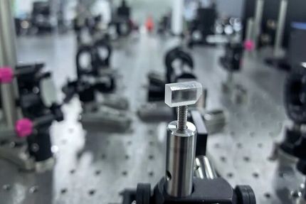 کوتاه‌ترین طول موج لیزر حالت جامد جهان توسط چینی‌ها ساخته شد