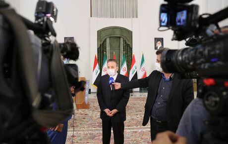 واعظی:  بی‌اخلاقی‌ها تنها به رئیس جمهور نیست بعدا نوبت خودشان هم می‌شود