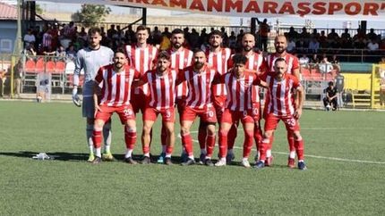 یک تیم فوتبال در ترکیه زیر آوار ماند