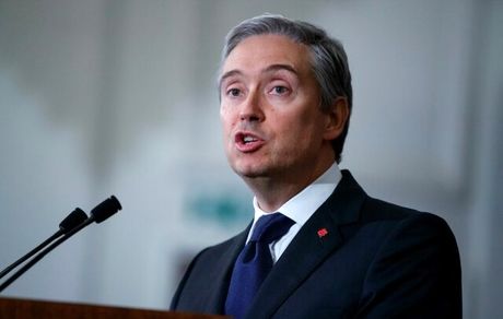 
تاکید وزیر خارجه کانادا بر ارسال جعبه‌ سیاه هواپیمای اوکراینی به اوکراین یا فرانسه
