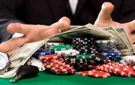 گردانندگان ۲ قمارخانه در مراوه تپه دستگیر شدند