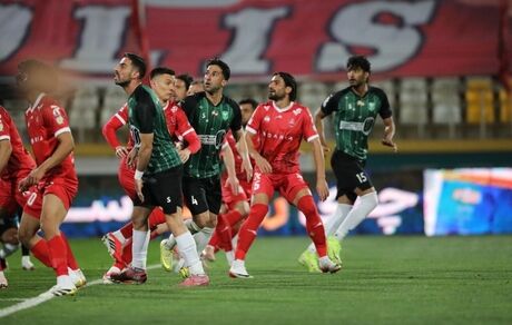 پرسپولیس از قهرمانی دورتر شد / باخت خانگی این بار به خیبر