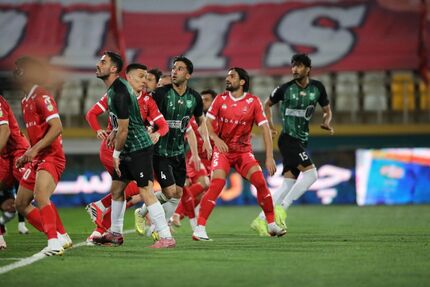 پرسپولیس از قهرمانی دورتر شد / باخت خانگی این بار به خیبر