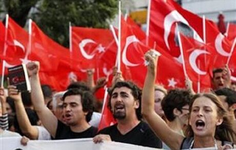 تظاهرات در ترکیه در اعتراض به بازداشت رقیب اردوغان + ویدئو