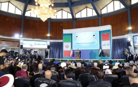 باید دست به دست هم دهیم تا شوکت گذشته مسلمانان را احیا کنیم
