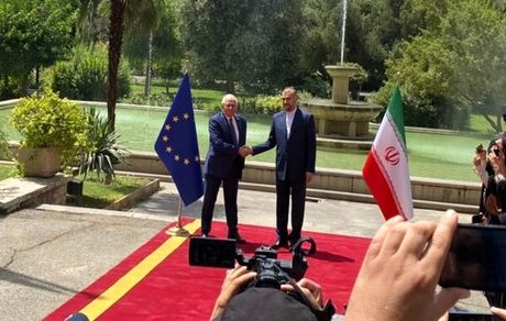 مسئول سیاست خارجی اتحادیه اروپا وارد تهران شد