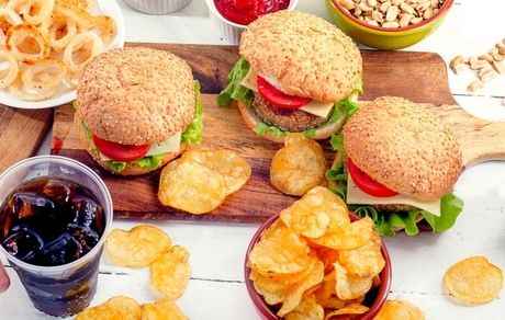 از این غذاهای ناسالم دوری کنید