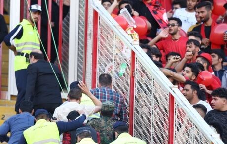 باشگاه پرسپولیس از تراکتور و هواداران تبریزی شکایت کرد