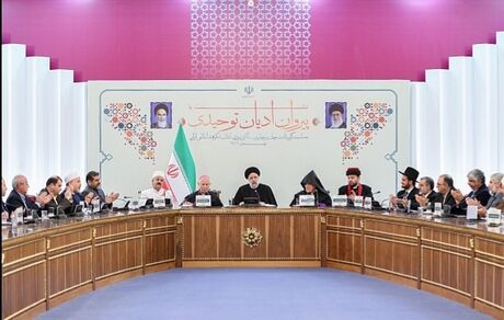 سیاست بدون خدا بلاهای بزرگی بر سر بشریت آورده است