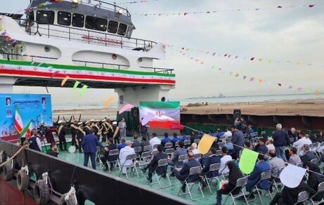 جشن احیای ۶۱۰ واحد راکد تولیدی و صنعتی استان هرمزگان با حضور رئیس جمهور برگزار شد