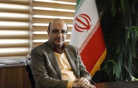 حضور تماشاگران در بازی استقلال و نساجی آزمایشی بود