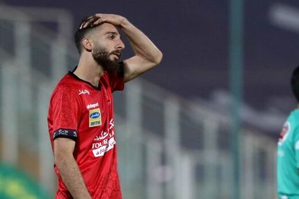 مهاجم پرسپولیس در راه سپاهان