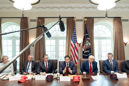 واکنش ترامپ و وزیر خارجه آمریکا به جایگزینی ایران و ایتالیا در جام جهانی ۲۰۲۶
