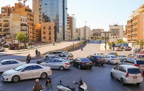 حمل و نقل زمینی در لبنان اعتصاب کردند
