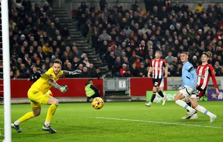 لیگ برتر انگلیس: منچستر سیتی، لیورپول و چلسی همزمان متوقف شدند / تیم پپ روی روند سینوسی