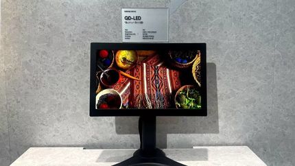 اولین نمایشگر QD-LED جهان رونمایی شد
