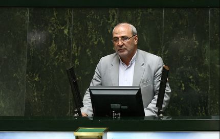 
حاجی‌دلیگانی: قرارداد مربیان خارجی شفاف سازی شود
