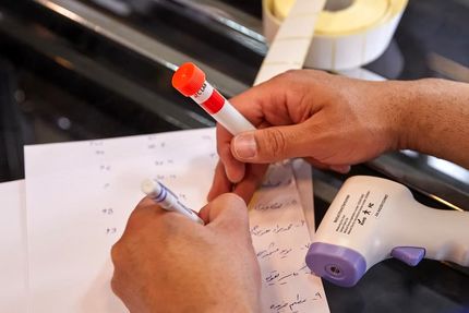 مربی تیم ملی والیبال هم به کرونا مبتلا شد