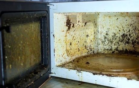 هشدار: وسایل را روی مایکروویو نگذارید