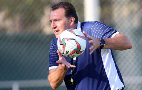 نگرانی‌ ادامه‌دار از ادامه همکاری ویلموتس و فدراسیون فوتبال