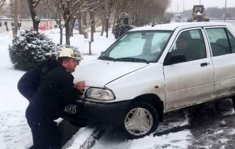 یک روز برف بارید / ۲۰۰ فقره تصادف در استان البرز رخ داد